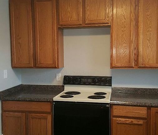 4th image of 1098 Boston Ave #B