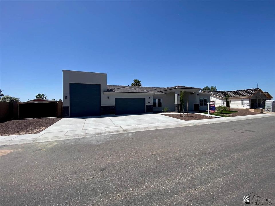 2nd image of 12139 E 35th Ln