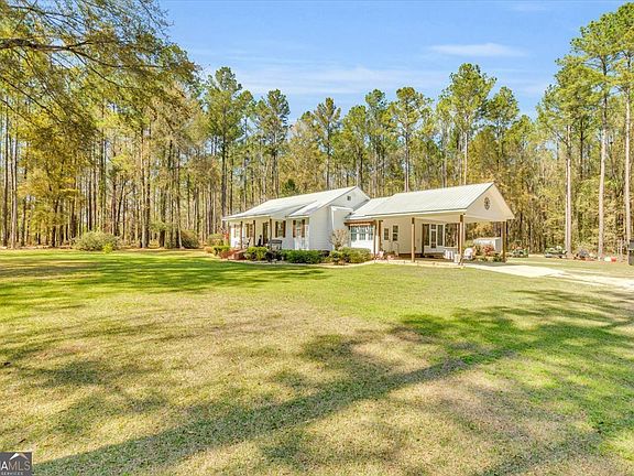 4th image of 5200 Old River Rd S