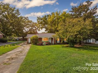 1109 W Edgemont Dr, Lancaster, SC 29720