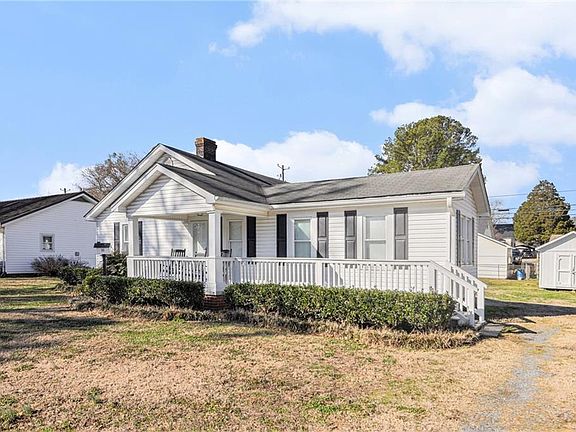 5th image of 28 Walnut St