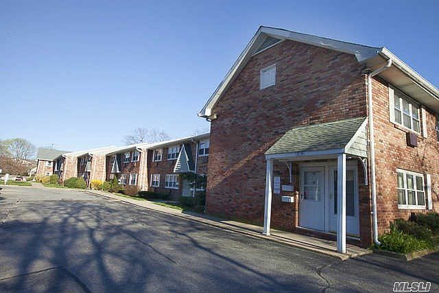 1st image of 100 Connetquot Ave APT 18