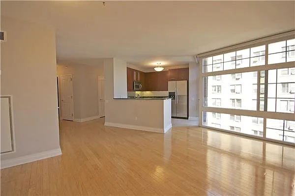 272 W 107th St #10D — Photo 4
