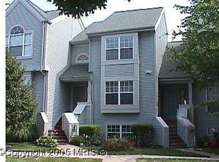 6005 Creekstone Ln, Centreville, VA 20120