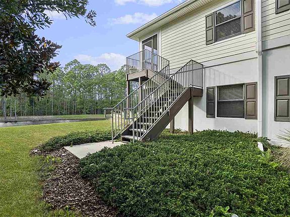 2nd image of 109 Laurel Wood Way Unit 202