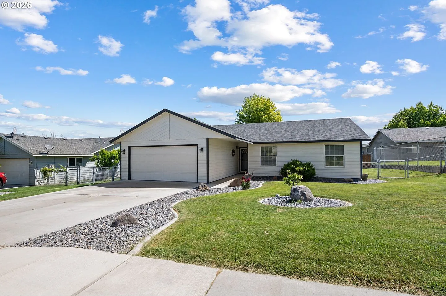 Charming Hermiston Home — Photo 1
