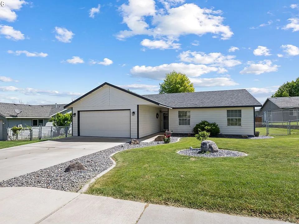 317 SW 13th Pl