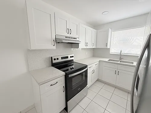 2647 SW 28th Ct #2647 Photo 1
