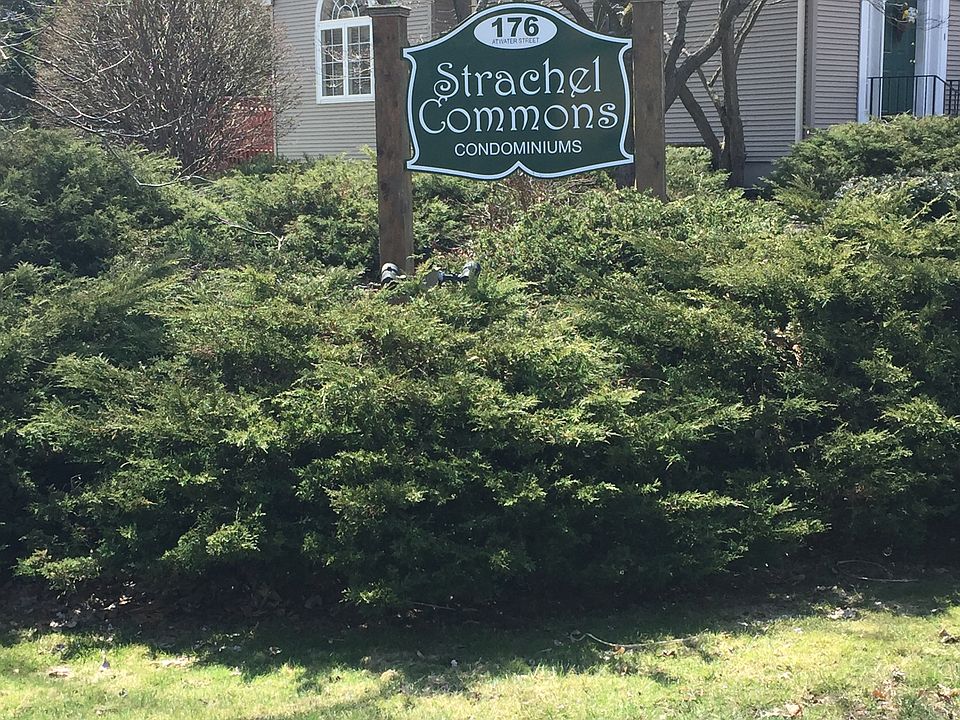 Only 14 condo community