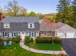 1 Colley Ct, Barrington, RI 02806