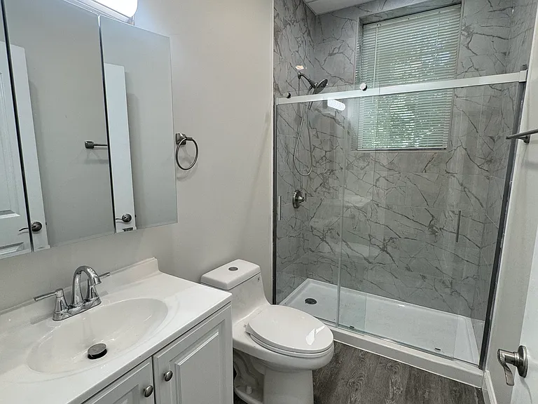 7 McCabe Ct #1 — Photo 7