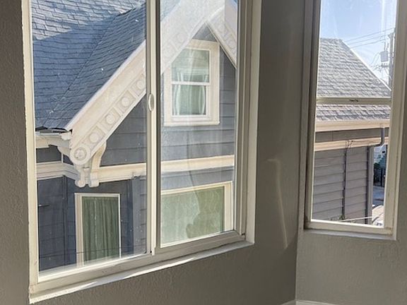5th image of 848 International Blvd #1409