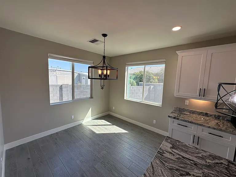 5814 E Lockwood St — Photo 8