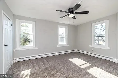 706-708 E Walnut St #B — Photo 16