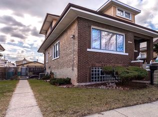 6524 27th St, Berwyn, IL 60402