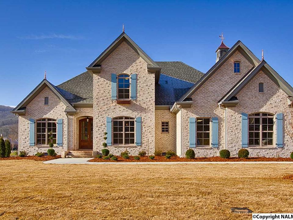 1st image of 18 Taylors Brook Way