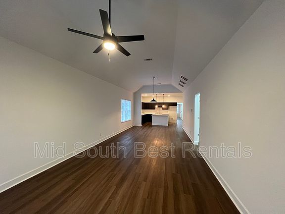 4th image of 1604 Waverly Ave