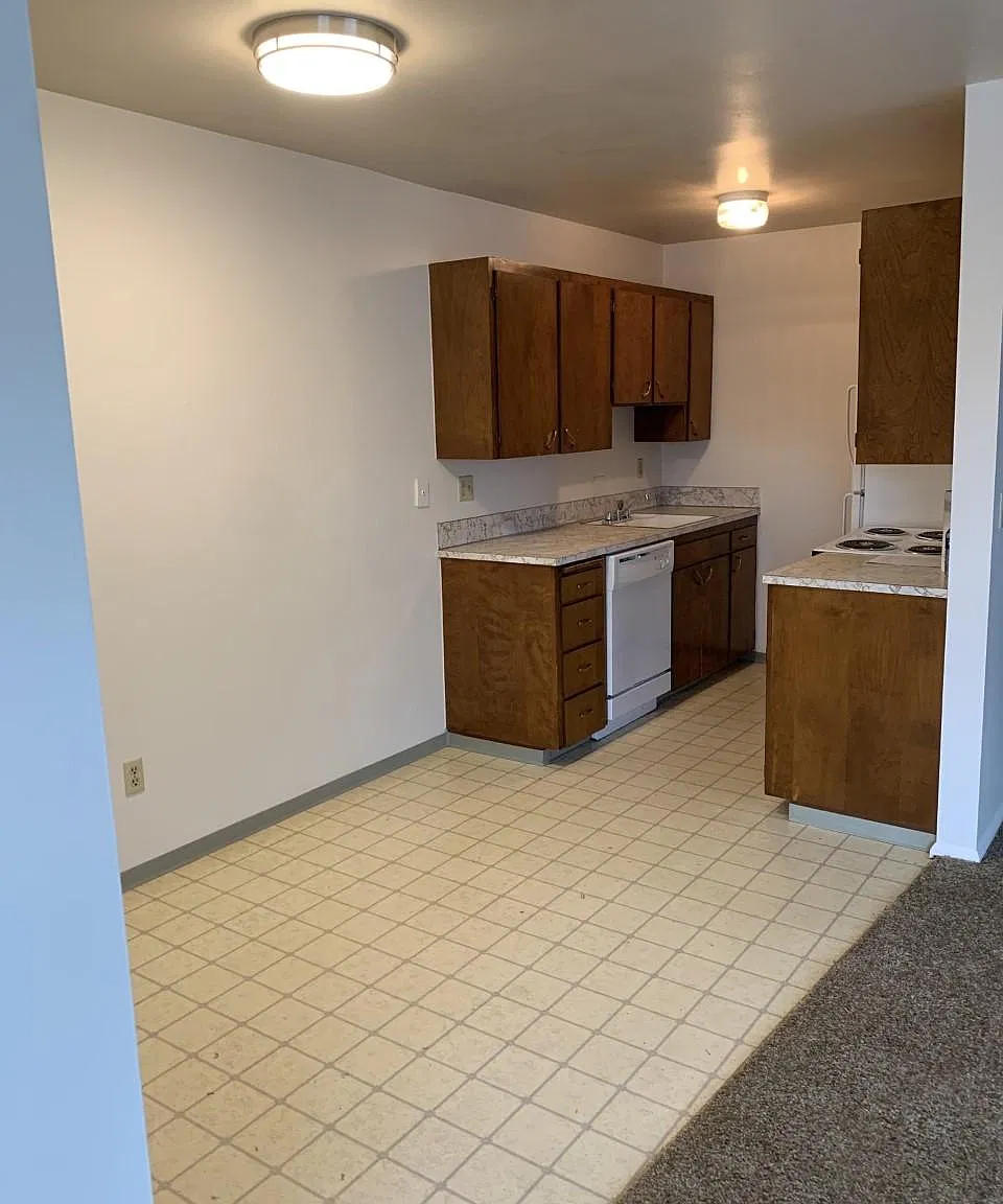 1 bed, 650 sqft, $1,300 — Photo 1
