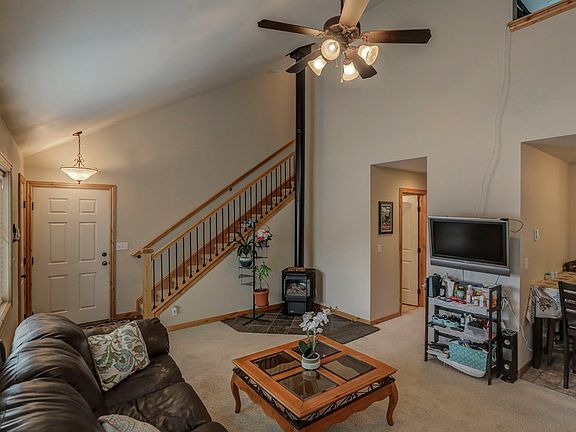 4th image of 137 Stibnite Ave #13-D
