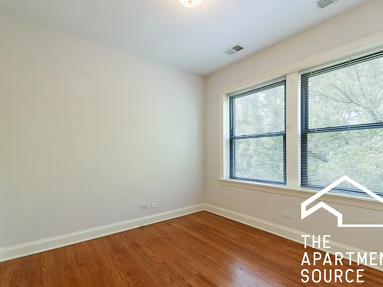 3443 N Lakewood Ave #2 — Photo 15