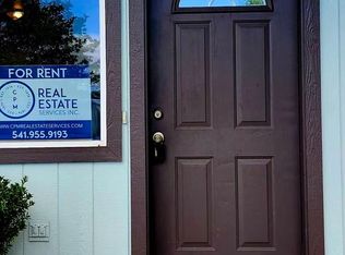 2084 NE Fairview Ave #A-g, Grants Pass, OR 97526