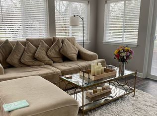 17130 Dunblaine Ave, Beverly Hills, MI 48025