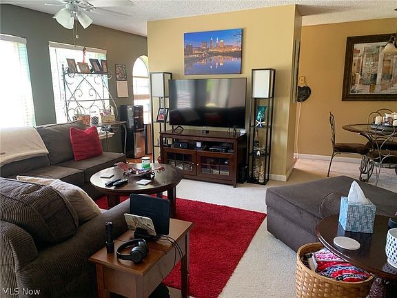 2nd image of 220 Fox Hollow Dr APT 109
