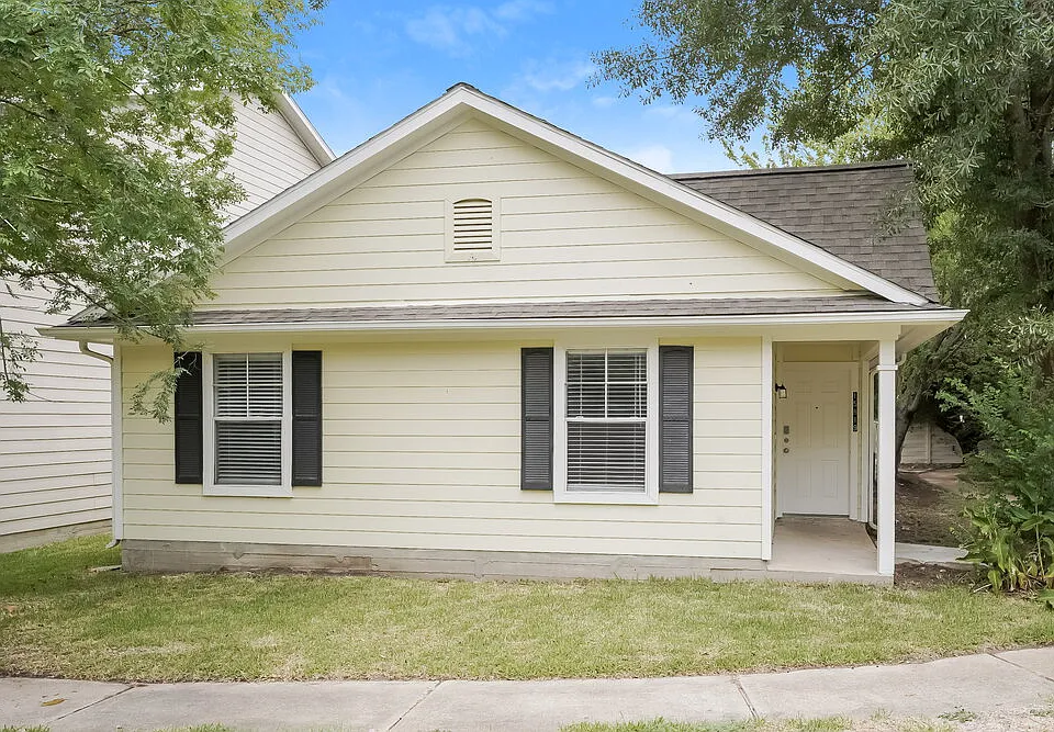 15819 E Park Ct
