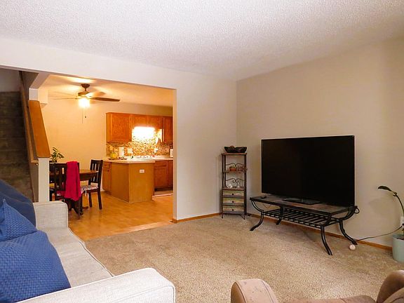 4th image of 2755 Meadow Brook Dr APT K