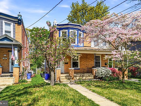 3rd image of 417 Woodlawn Ave