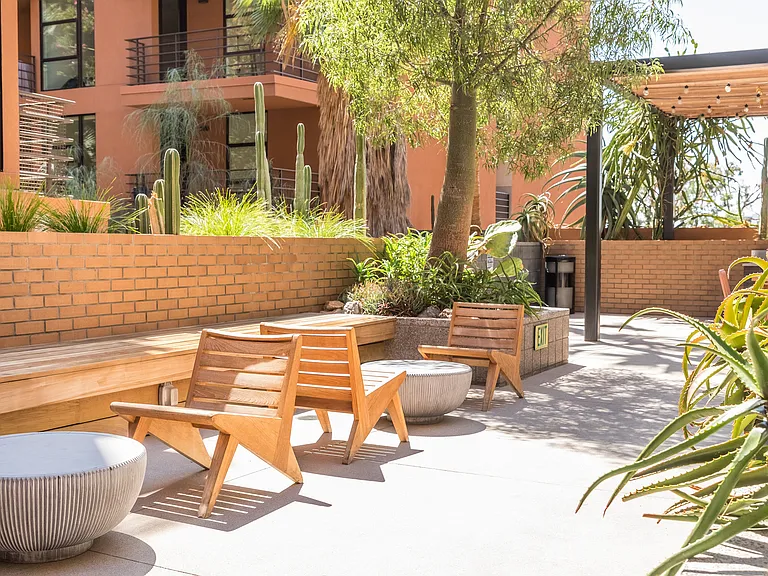 El Centro Apartments and Bungalows — Photo 21