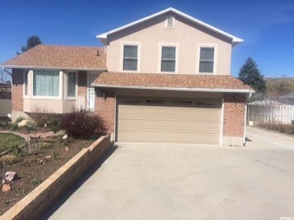 2nd image of 791 E Clifford Dr
