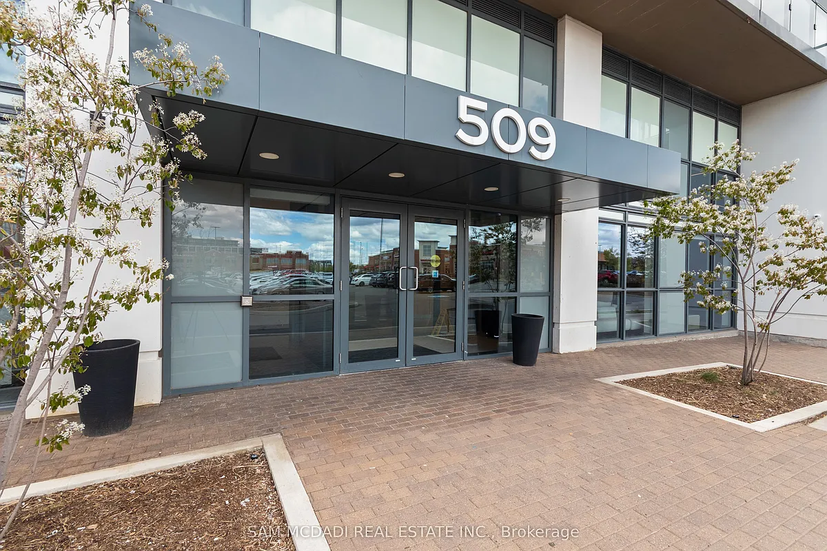 Building Photo - 509 Dundas St W #709