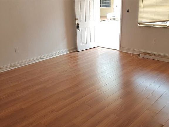 3rd image of 7333 Gary Ave #02