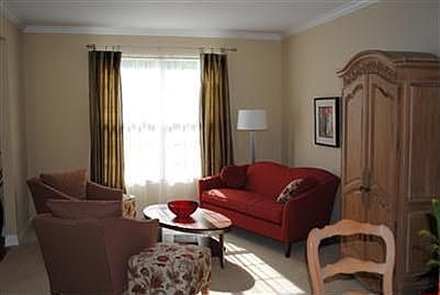 2nd image of 2407 Kenwyn Blvd