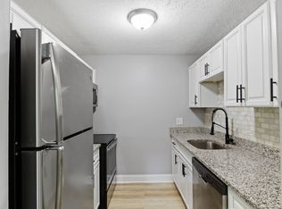 6540 Murray Ave #42-1, Cincinnati, OH 45227
