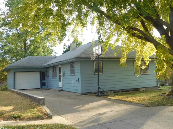 462 6th Ave, Manilla, IA 51454