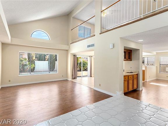 4th image of 2916 Shannon River Dr