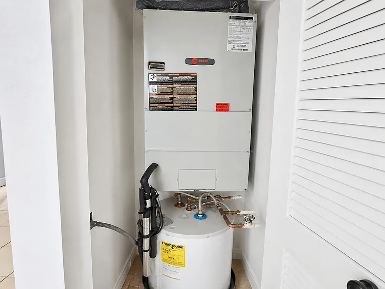 125 Waterside Dr #125 — Photo 6