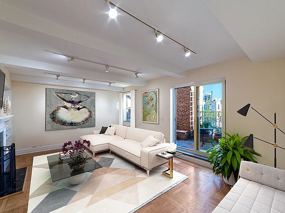 3rd image of 35 Pierrepont St #9