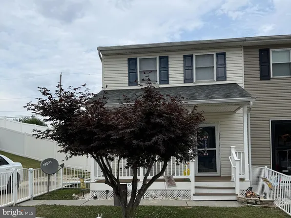 830 Bentwillow Dr, Glen Burnie, MD 21061