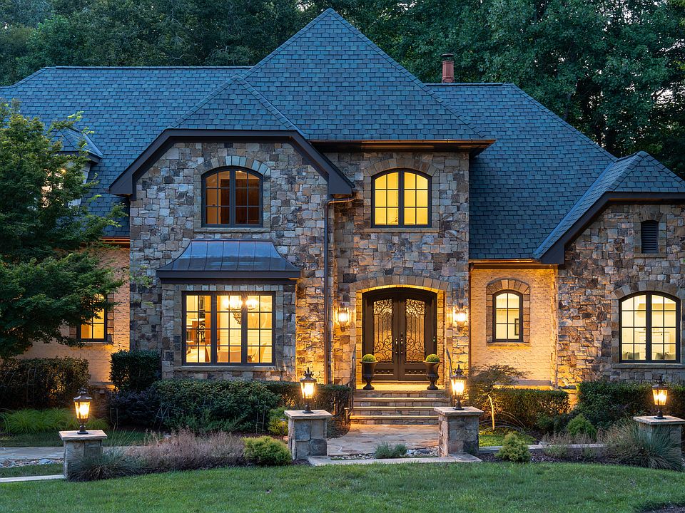 11213 Jonas Ridge Ln, Raleigh, NC 27613 | Zillow