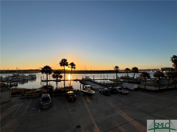 2902 River Dr APT A202, Savannah, GA 31404