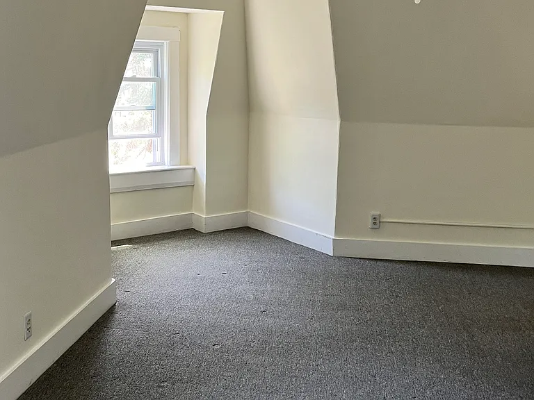 364 Cabot St #3 — Photo 14