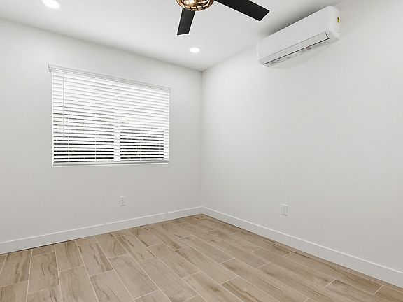 4th image of 3330 Altadena Ave #1