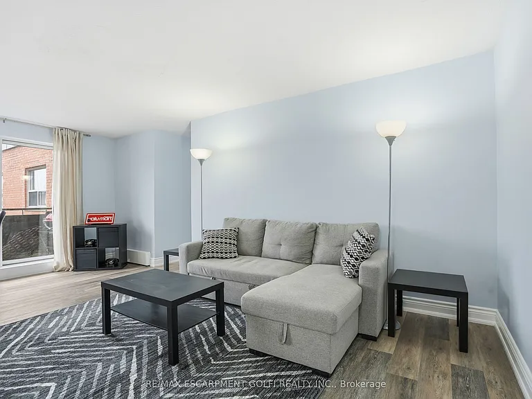 485 Thorold Rd #319 — Photo 5
