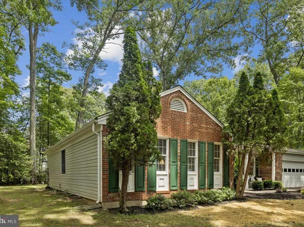 2520 Penny Royal Ln, Reston, VA 20191