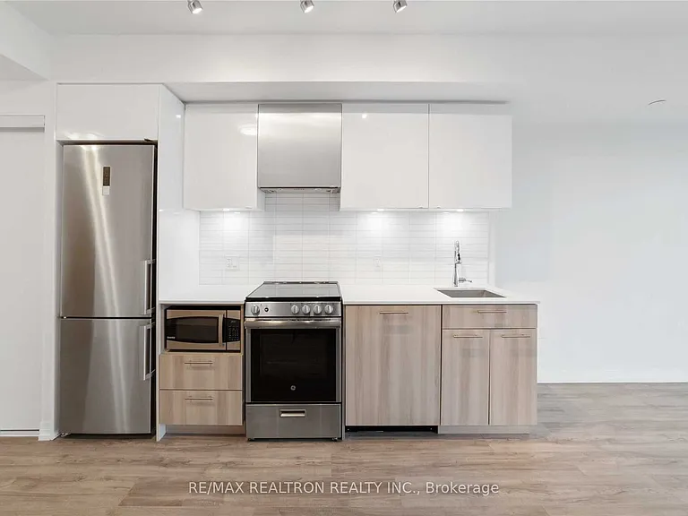 251 Jarvis St #2102 — Photo 3