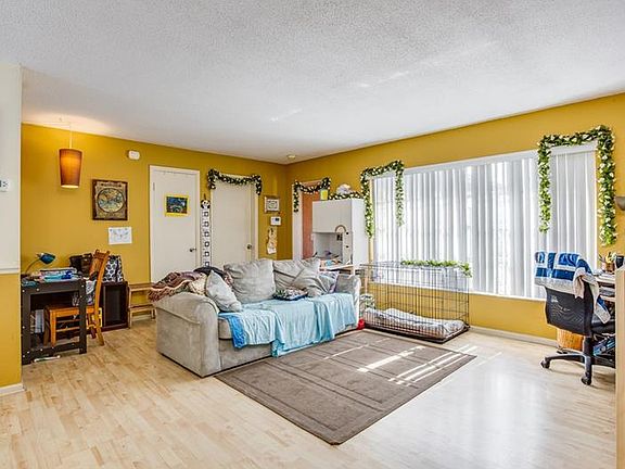 5th image of 909 Rock Oak Dr
