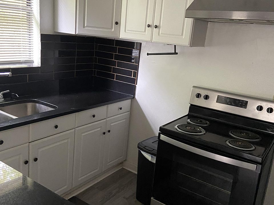 1st image of 1153 McDuff Ave S APT 4